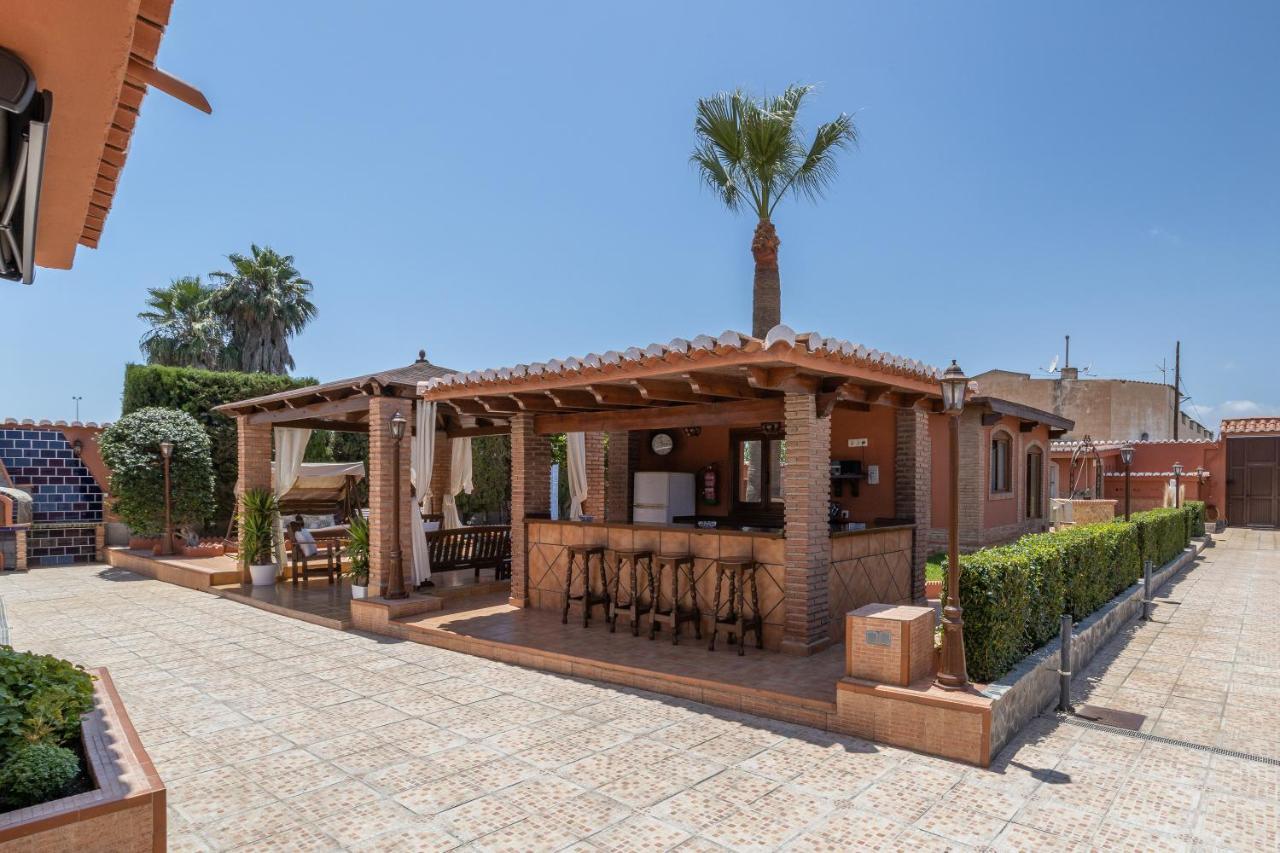 Villa Torres Motril Eksteriør billede